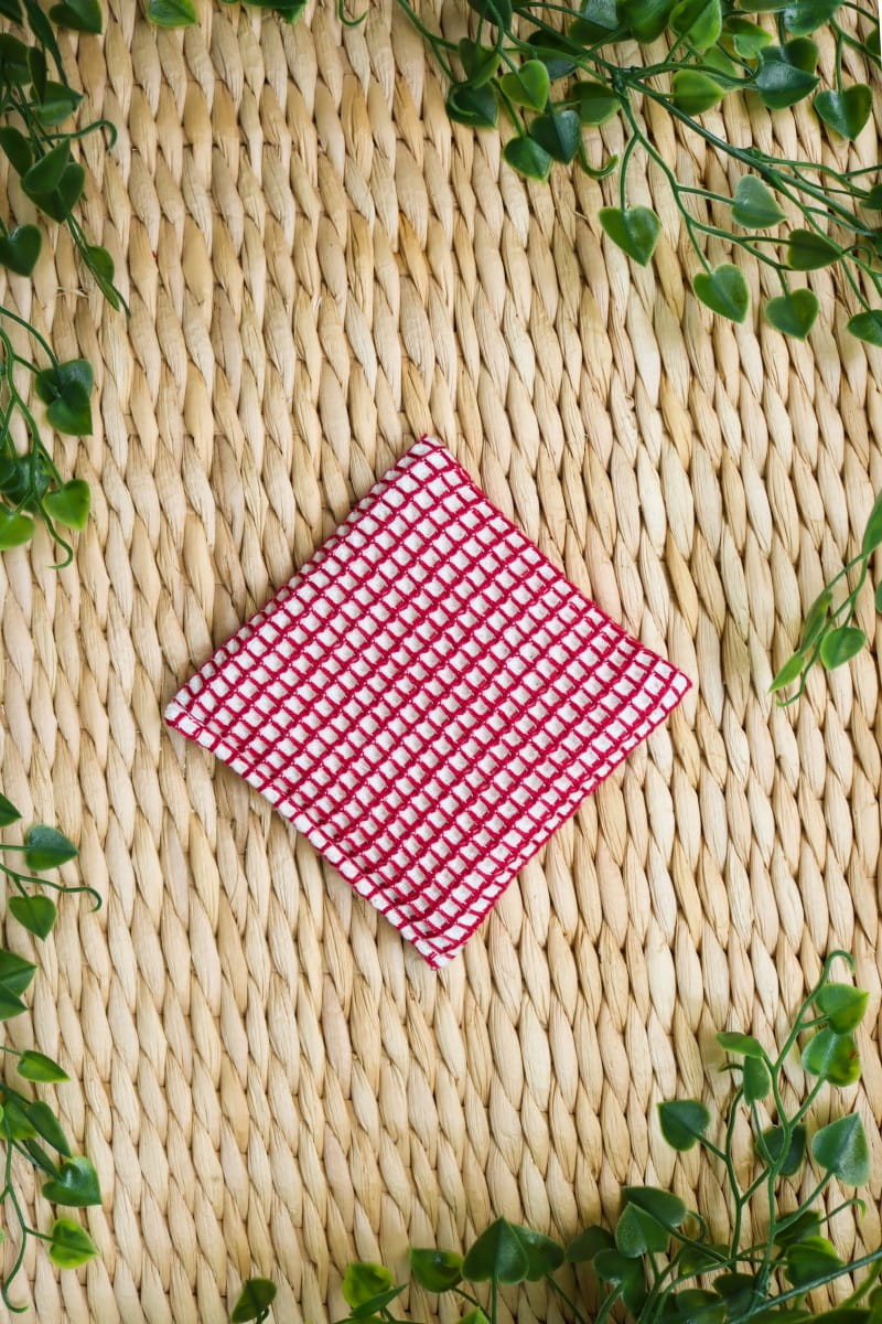 Petite éponge nid d'abeille 10 x 10 cm – Image 3
