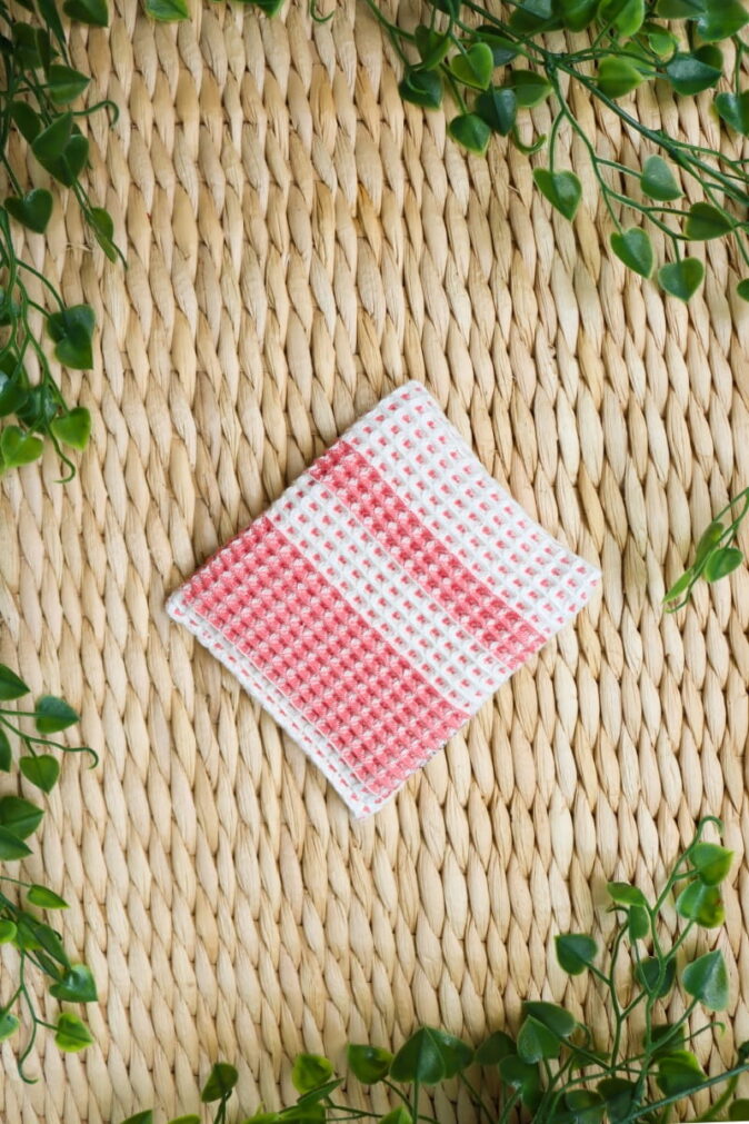 Petite éponge nid d'abeille 10 x 10 cm